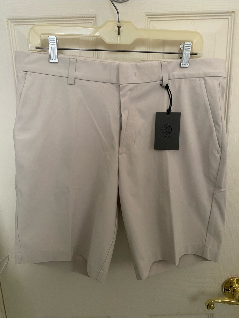 G/Fore Men's Beige Golf-Style Shorts New with Tags Size 33